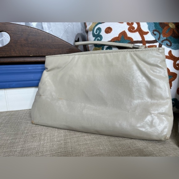 Vintage MCI Clutch Genuine Leather Cream Taupe Lined Bag Handbag Bow - Picture 5 of 5